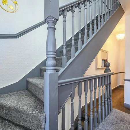 *ra7h* For Your Relaxed & Cosy + Free Parking Homestay