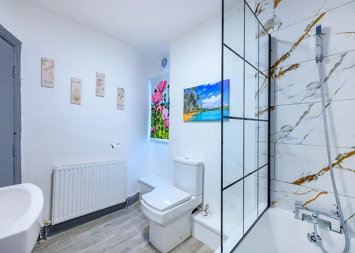 *ra7h* For Your Relaxed & Cosy + Free Parking * Leeds (West Yorkshire)