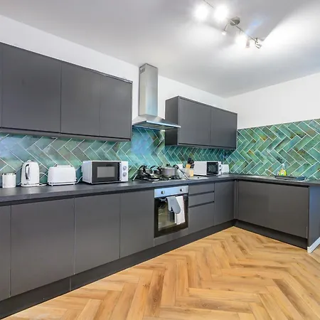 منزل للإقامة *ra7h* For Your Relaxed & Cosy + Free Parking