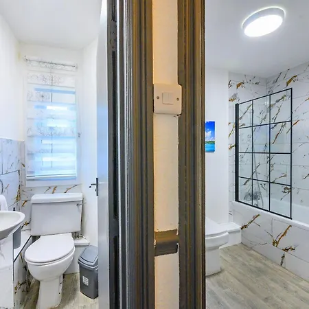 *ra7h* For Your Relaxed & Cosy + Free Parking בית אירוח *